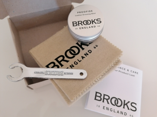 Brooks Pflegeset Proofide Sattelfett Pflegetuch Spannschlüssel
